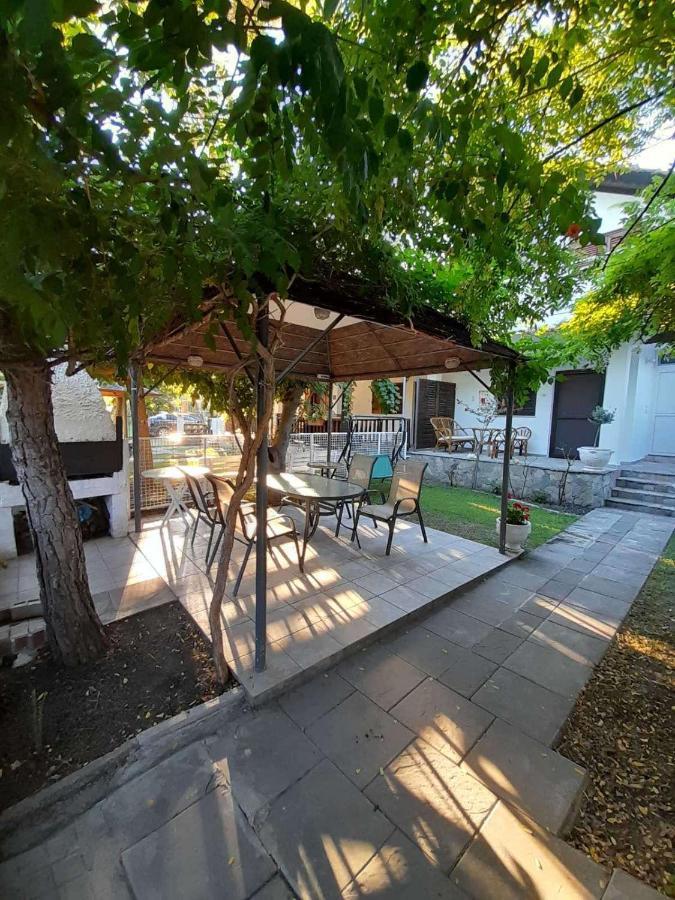Olympian Chalet Paralía 外观 照片